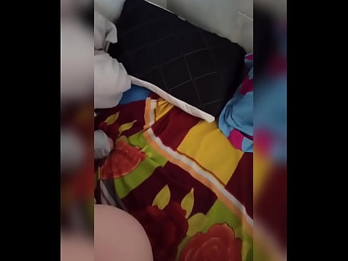 ❤️ Mijn kamergenote blijft alleen thuis omdat haar man op vakantie gaat en ik maak van de gelegenheid gebruik om haar te neuken en haar kontje te vullen met melk Quality sex at us